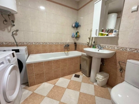 Dvosoban stan 48 m² u novogradnji sa liftom – Dobrota, Kotor