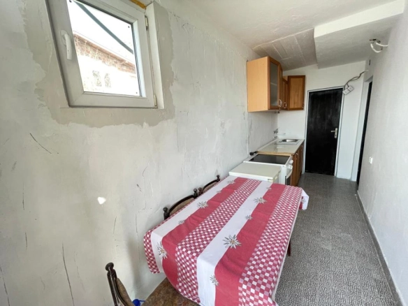 Polovina kuće 95 m² sa pogledom na more – Sutomore, Bar