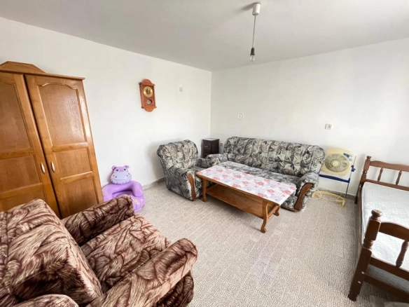 Polovina kuće 95 m² sa pogledom na more – Sutomore, Bar