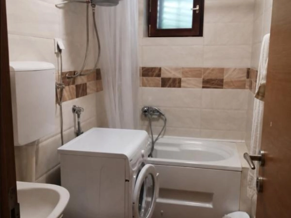 Jednosoban stan 39 m² na visokom prizemlju – Babin Do, Budva