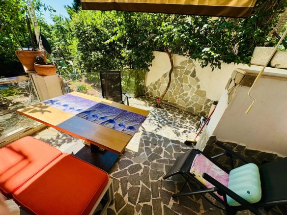 Jednosoban stan 50 m² u kompleksu sa bazenom – Petrovac, Budva