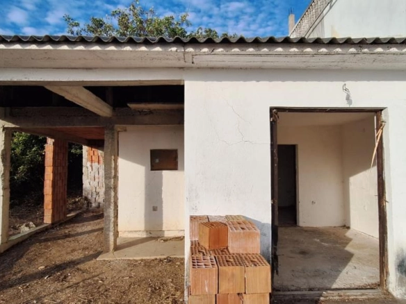 Renovirana kuća 50 m² na placu od 148 m² u mirnom kraju – Dobra Voda, Bar