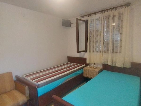 Kuća 95 m² sa pogledom na more i garažom – Sutomore, Bar