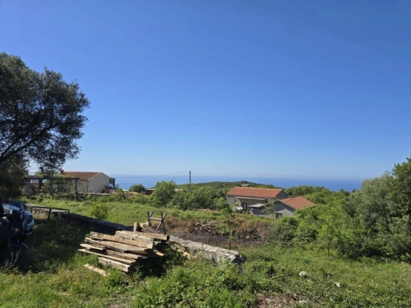 Plac 624 m² za vilu sa panoramskim pogledom na more – Krimovica, Kotor