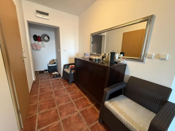Dvosoban stan 82 m² sa pogledom na more i ostrva – Petrovac, Budva