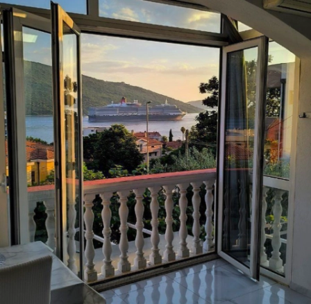 Dvosoban stan 84 m² – Kumbor, Herceg Novi — fotografija 9