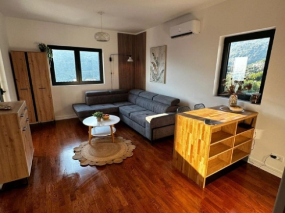 Garsonjera 29 m² sa pogledom na more i garažom – Bečići, Budva