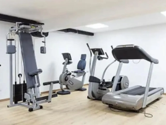 Garsonjera 29 m² sa pogledom na more i garažom – Bečići, Budva