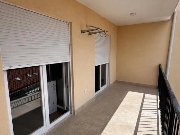 Jednosoban stan 60 m² sa terasom i pogledom na more – Lazi, Budva