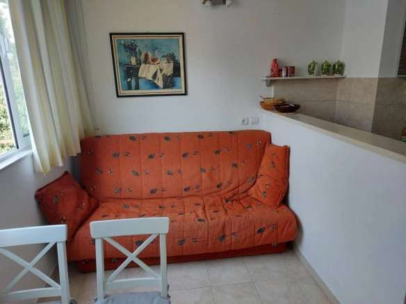 Jednosoban stan 33 m² renoviran i namješten – Savina, Herceg Novi