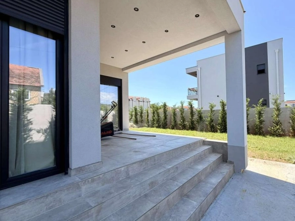 Kuća 225 m² na placu od 571 m² sa saunom – Gornja Gorica, Podgorica