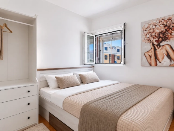 Dvosoban stan 55 m² sa djelimičnim pogledom na more – Donja Lastva, Tivat
