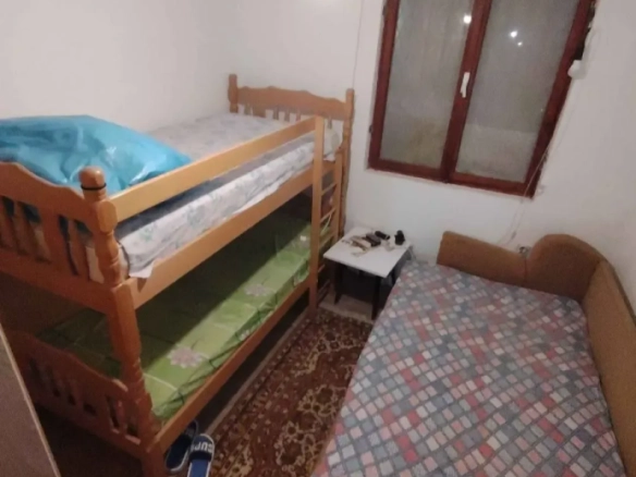 Kuća 55 m² na placu od 198 m² sa pristupnim putem – Sutomore, Bar