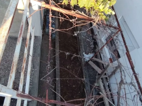 Kuća 55 m² na placu od 198 m² sa pristupnim putem – Sutomore, Bar