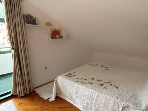 Dvosoban stan 70 m² sa dvije terase u centru – Budva