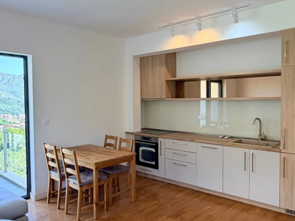Jednosoban stan 52 m² sa panoramskim pogledom na more – Bečići, Budva