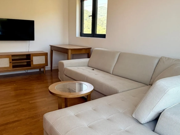 Jednosoban stan 52 m² sa panoramskim pogledom na more – Bečići, Budva