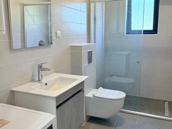 Jednosoban stan 52 m² sa panoramskim pogledom na more – Bečići, Budva