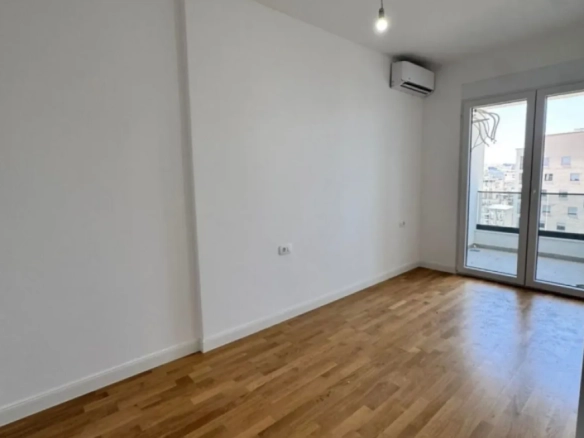 Dvosoban stan 74 m² u novogradnji na 10. spratu – Bar