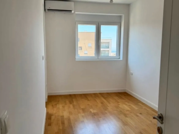 Dvosoban stan 74 m² u novogradnji na 10. spratu – Bar