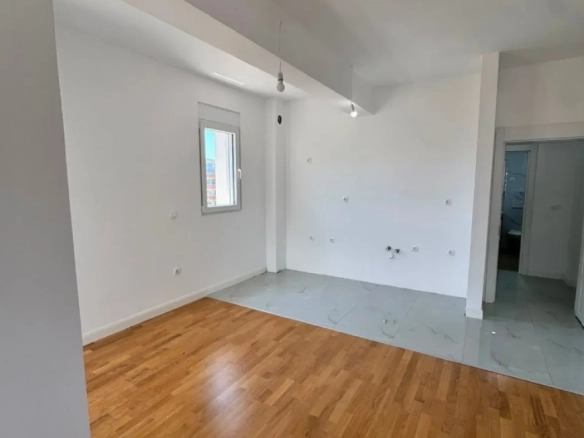 Dvosoban stan 74 m² u novogradnji na 10. spratu – Bar