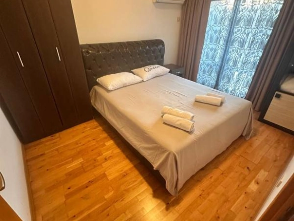 Dvosoban stan 63 m² na posljednjem spratu sa terasom – Pržno, Budva