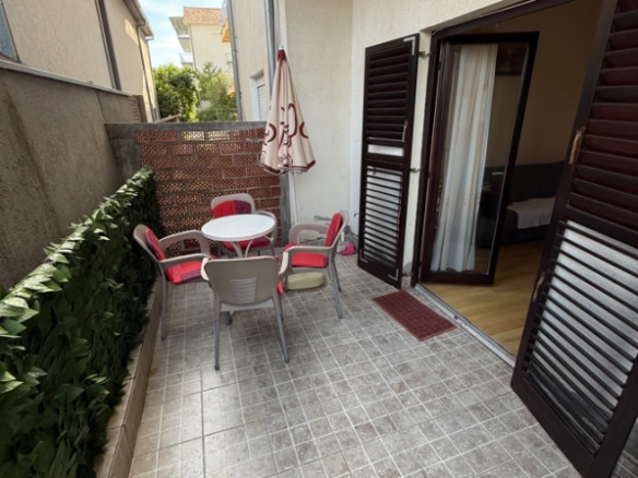Dvosoban stan 59 m² sa dvije terase, blizu mora – Baošići, Herceg Novi