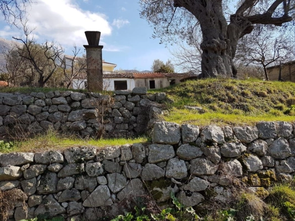 Plac 2025 m² sa pogledom na Stari Bar i planine – Bartula, Bar