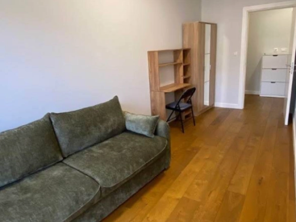 Dvosoban stan 78 m² sa panoramskim pogledom na planine – Bar