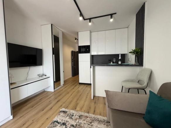 Garsonjera 26 m² na visokom prizemlju nove kuće – Dobra Voda, Bar