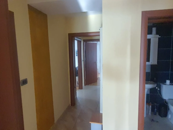 Trosoban stan 91 m² sa pogledom na Moraču u mirnom dijelu – Podgorica