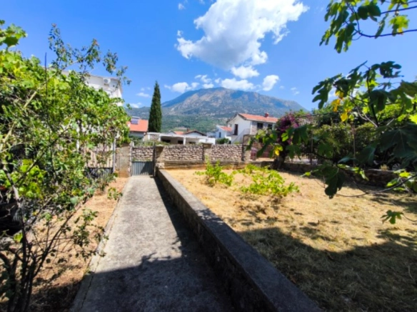 Kuća 180 m² sa pogledom na more i velikim terasama – Dobra Voda, Bar