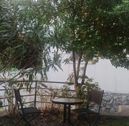 Kuća 150 m² na placu od 330 m², 100 m od mora – Sutomore, Bar