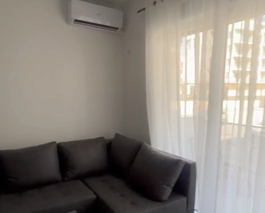 Garsonjera 32 m² u novogradnji sa bazenom i terasom – Ulcinj