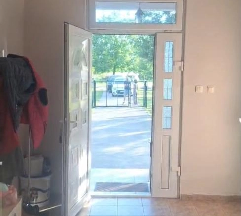 Kuća 144 m² na placu od 2800 m² sa spratom za dovršetak – Kosić, Danilovgrad