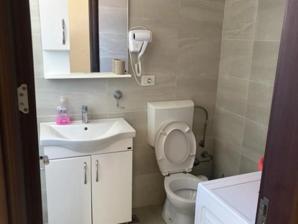 Jednosoban stan 47 m² u novogradnji, potpuno namješten – Ulcinj