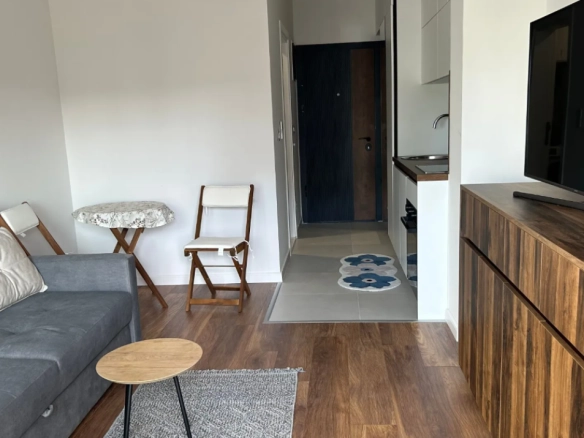 Garsonjera 26 m² namještena, sa terasom i otvorenim pogledom – Ulcinj