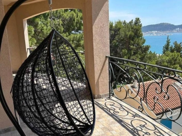 Kuća 241 m² sa panoramskim pogledom na more – Zeleni pojas, Bar
