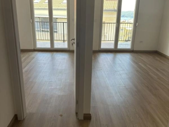 Jednosoban stan 49 m² sa djelimičnim pogledom na more – Lazi, Budva