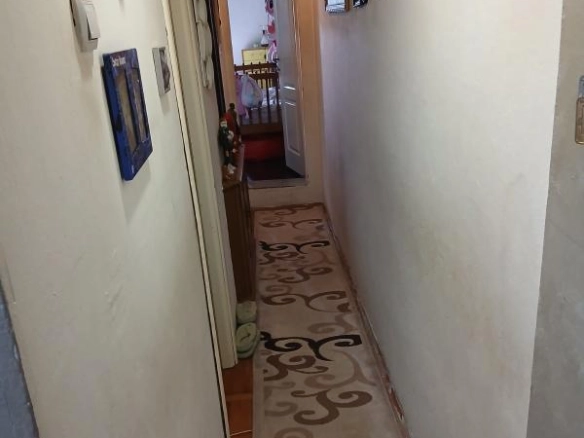 Kuća 80 m² sa dvorištem sa tri strane – Konik, Podgorica