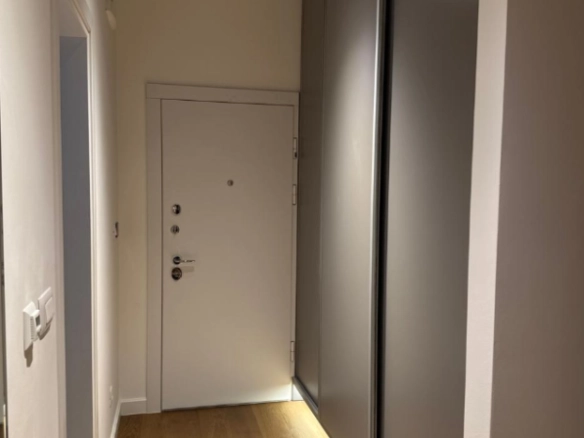Dvosoban stan 77 m² sa pogledom na more i hram – Soho City, Bar