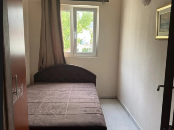 Trosoban dupleks stan 90 m² sa pogledom na more – Babin Do, Budva