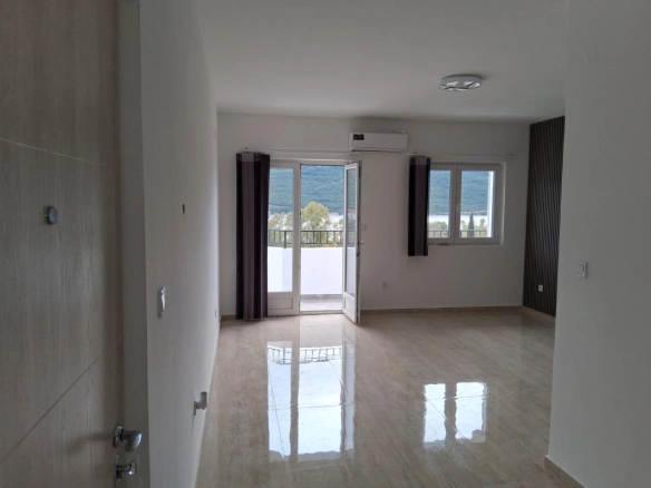 Jednosoban stan 44 m² sa pogledom na more – Kumbor, Herceg Novi