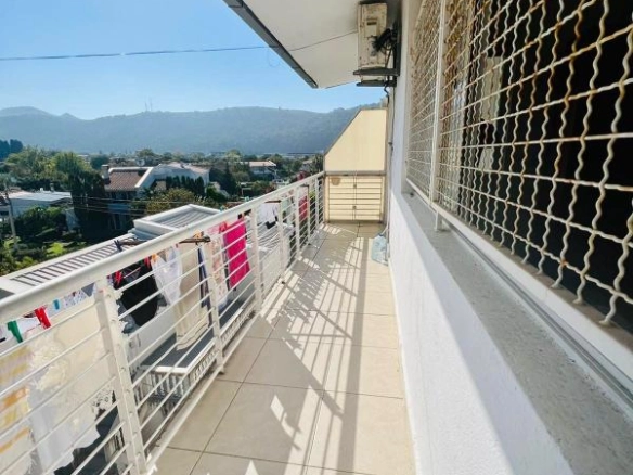 Jednosoban stan 33 m² u zgradi bez lifta – Polje, Bar