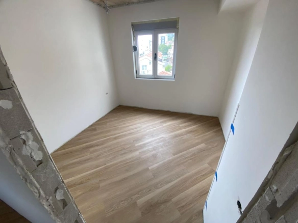 Jednosoban stan 50 m² sa pogledom na more i planine – Bečići, Budva
