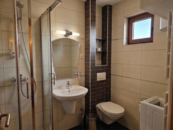 Jednosoban stan 57 m² sa panoramskim pogledom na more – Kamenovo, Budva