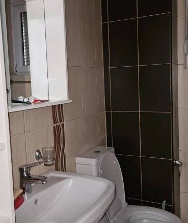 Trosoban stan 82 m² sa pogledom na more i planine – centar, Bar