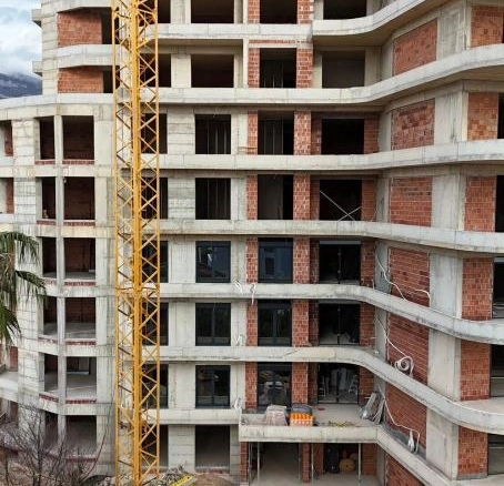 Trosoban stan 113 m² u kompleksu u izgradnji – Bar