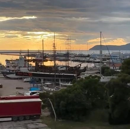 Trosoban stan 86 m² u novogradnji sa liftom i terasom – Bar