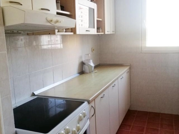 Trosoban stan 112 m² sa tri terase u centru – Bar